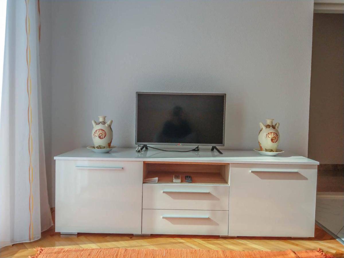 Apartman Riva K Podgora Εξωτερικό φωτογραφία